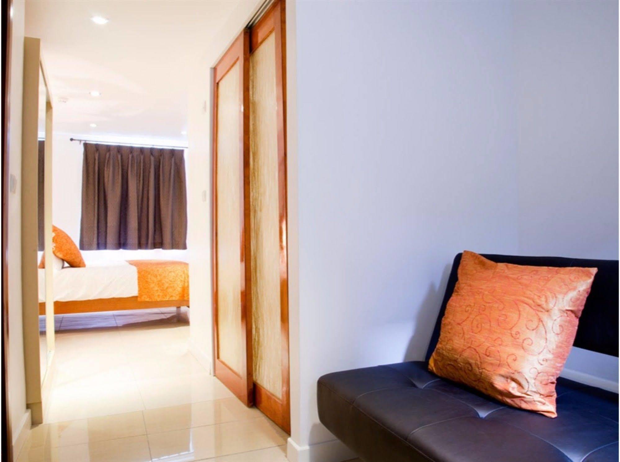 City Inn Russell Square London Bagian luar foto
